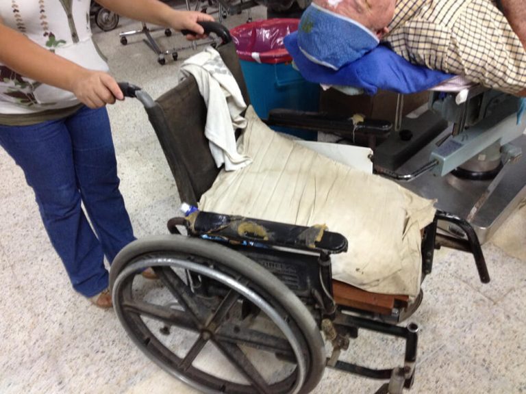 A photo of a used wheelchair of one of the patient in a Cataract surgery led by Dr. Landmann in Guatemala.